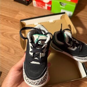 Nike Kids Black and White Sneakers